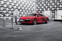 Próbka dźwięku Audi R8 e-tron
