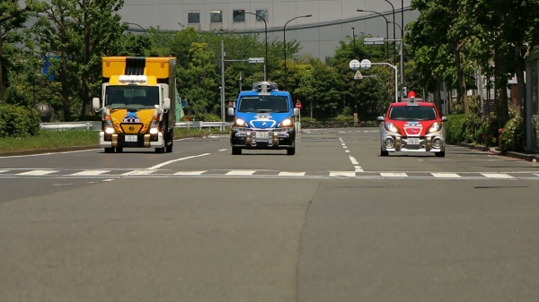 Auta elektryczne Nissana w serialu Ultraman X