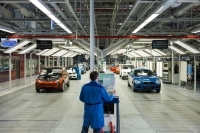 BMW rozpoczyna seryjną produkcję modelu i3