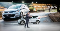 Chevrolet Bolt EV z tytułem North American Car of the Year 2017