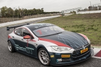 Próbka możliwości wyścigowej Tesli Model S - Electric GT
