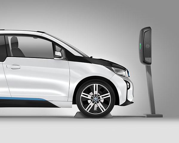 BMW i3 z systemem Evatran Plugless o mocy 7,2 kW