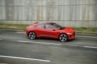 Jaguar zademonstrował jeżdżący prototyp I-PACE Concept