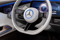 Pierwszy produkcyjny model Mercedes-Benz EQ zadebiutuje w Genewie