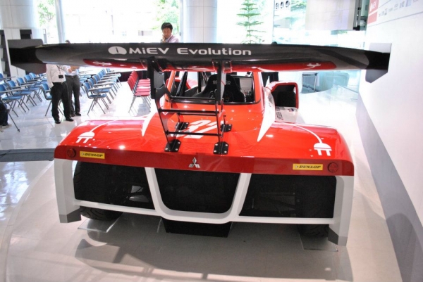 Mitsubishi i-MiEV Evolution