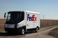 FedEx używa ciężarówek Navistar eStar