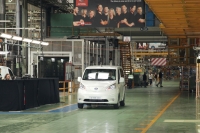 Nissan rozpoczął seryjną produkcję modelu e-NV200