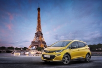 Opel Ampera-e (Chevrolet Bolt EV) zadebiutuje w Paryżu