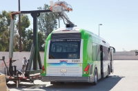 Demonstracja szybkiego ładowania autobusu Proterra EcoRide BE35