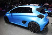 Renault Zoe e-Sport Concept przetestowane na torze przez Car Throttle