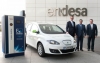 SEAT Altea XL Electric Ecomotive obok szybkiej ładowarki należącej do firmy Endesa