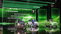 smart fortwo, forfour i fortwo cabrio electric drive na wystawie Paris Motor Show 2016