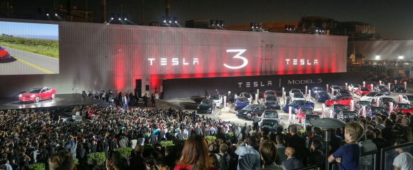 Tesla Model 3 - dostawa pierwszej partii, 28 lipca 2017r.