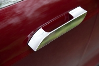 Wysuwane klamki w Tesli Model S mogą być bardziej niezawodne
