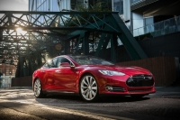 Tesla Motors obniżyła ceny Modelu S w Europie