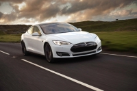Tesla Model S traci co najwyżej 1-2% zasięgu po 45 tys. km?