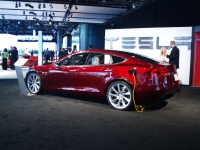 Piękna Tesla Model S