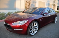 Tesla Motors oficjalnie otwarła fabrykę w Kalifornii