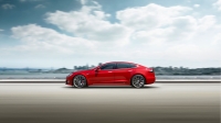 Tesla Model S rozkłada na łopatki całą stawkę drogich aut spalinowych