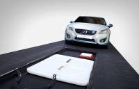 Volvo podsumowuje testy systemu bezstykowego ładowania aut elektrycznych