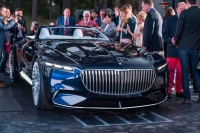 Vision Mercedes-Maybach 6 Cabriolet na wystawie Pebble Beach Concours D'Elégance 2017
