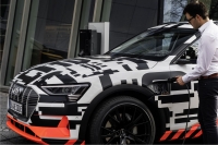 Audi e-tron z możliwością integracji z domowym systemem zarządzania energią