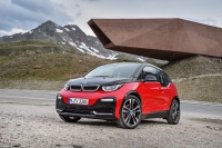 BMW Group zamierza sprzedać w 2018r. 140.000 EV/PHEV. 500.000 do końca 2019r.
