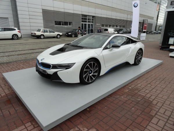 BMW i8 na wystawie Poznań Motor Show 2017