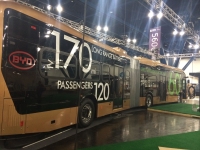 BYD prezentuje nowy 18-metrowy autobus elektryczny Lancaster