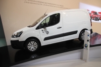 Samochody elektryczne PSA na wystawie Brussels Motor Show 2013
