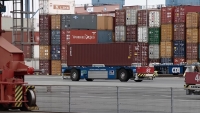 HHLA elektryfikuje transport kontenerów w Container Terminal Altenwerder