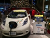 Iluminacja choinki przy użyciu Nissana Leafa i EV Power Station (system Leaf to Home)