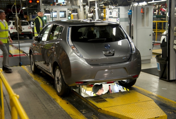Produkcja Nissana Leaf 2013 w zakładzie w Sunderland