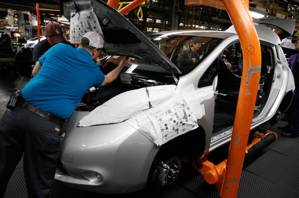 Produkcja Nissana Leaf 2013 w zakładzie w Smyrna w stanie Tennessee
