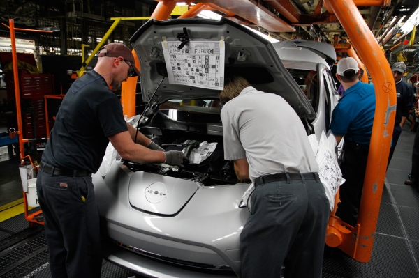 Produkcja Nissana Leaf 2013 w zakładzie w Smyrna w stanie Tennessee