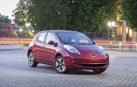 Nissan sprzedał w sierpniu rekordową liczbę 2420 Leafów w USA
