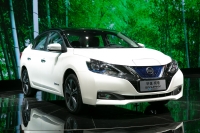 Nissan prezentuje w Chinach model Sylphy Zero Emission na bazie Leafa II