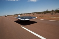 Sunswift IV ustanawia nowy rekord prędkości pojazdu słonecznego