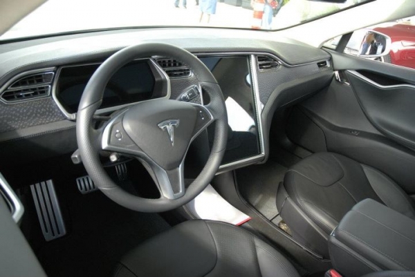 Tesla Model S Beta