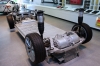 Podłoga Tesla Model S - baterie, zawieszenie, silnik i falownik
