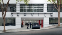 Tesla szykuje się do otwarcia największego w Europie centrum serwisowego w Oslo
