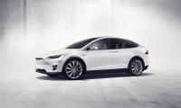 Najmocniejsza Tesla Model X P90D przyspiesza od 0 do 100 km/h w 3,357 s